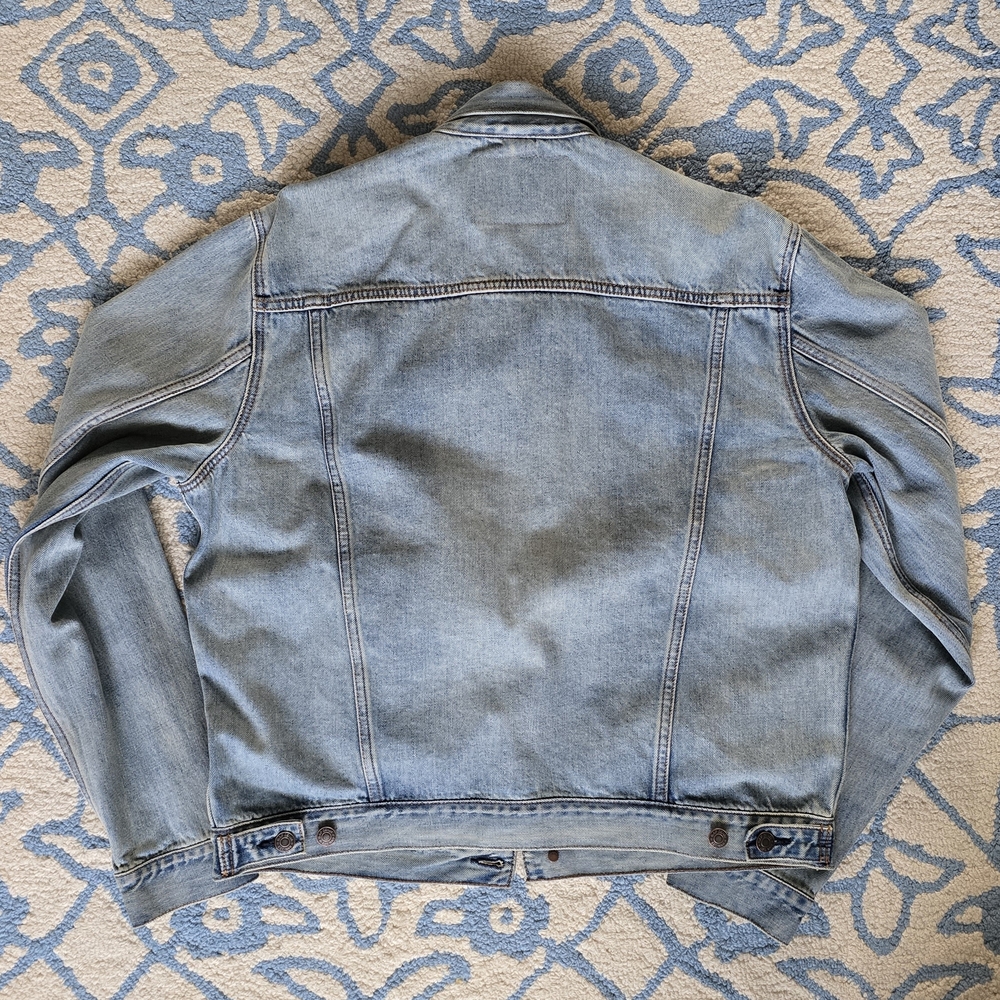 GAP Light Blue Denim Shirt - Picture 4 of 4